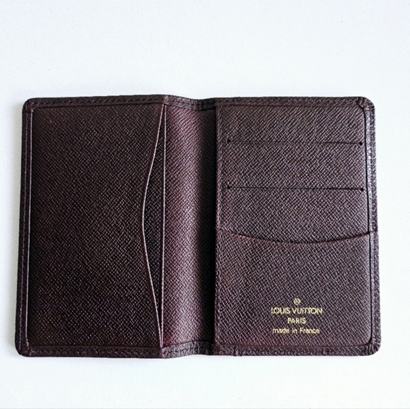Louis Vuitton Burgundy Taiga Leather Card Holder - Picture 11 of 11